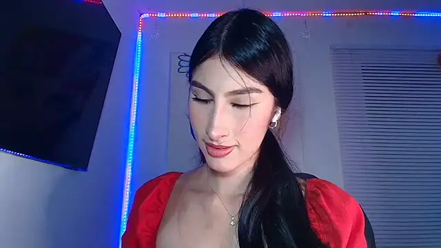 Snapshot of valeria_gonzales_ chatting on April 10, 12:05 am valeria gonzales online show from April 10, 12:05 am