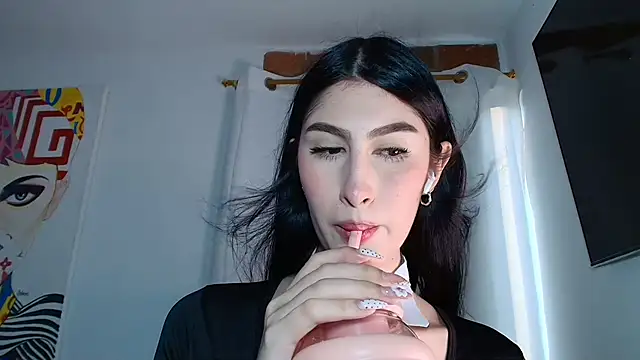 valeria gonzales  online show from July 24, 10:19 pm