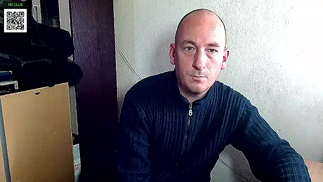 Johan   Barker online show from December 5, 2:44 pm