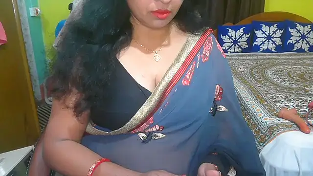 Snapshot of Anushka_21 chatting on January 28, 6:27 am Anushka 21 online show from January 28, 6:27 am