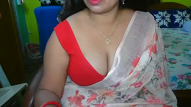 Snapshot of Anushka_21 chatting on February 4, 6:25 am Anushka 21 online show from February 4, 6:25 am