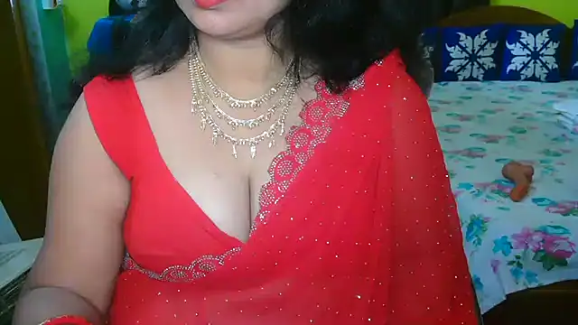 Snapshot of Anushka_21 chatting on February 11, 6:44 pm Anushka 21 online show from February 11, 6:44 pm