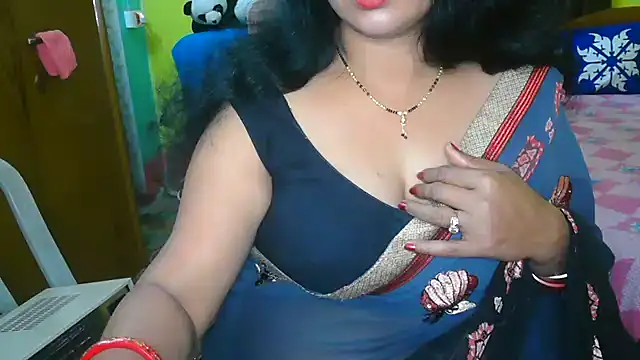 Snapshot of Anushka_21 chatting on February 15, 7:28 pm Anushka 21 online show from February 15, 7:28 pm