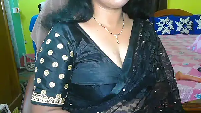 Snapshot of Anushka_21 chatting on February 27, 7:04 pm Anushka 21 online show from February 27, 7:04 pm