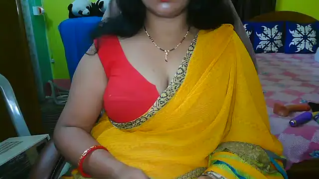 Snapshot of Anushka_21 chatting on March 6, 7:32 pm Anushka 21 online show from March 6, 7:32 pm