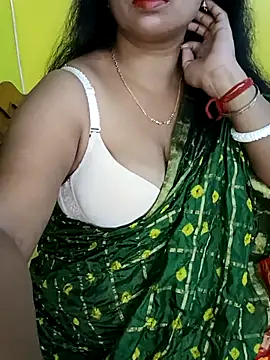 Snapshot of Anushka_21 chatting on September 15, 6:41 pm Anushka 21 online show from September 15, 6:41 pm