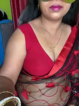 Snapshot of Anushka_21 chatting on April 14, 7:53 pm Anushka 21 online show from April 14, 7:53 pm