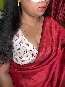 Snapshot of Anushka_21 chatting on April 17, 12:57 am Anushka 21 online show from April 17, 12:57 am