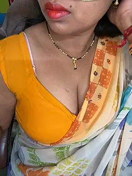 Snapshot of Anushka_21 chatting on May 23, 2:50 am Anushka 21 online show from May 23, 2:50 am