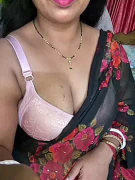Snapshot of Anushka_21 chatting on June 4, 2:17 am Anushka 21 online show from June 4, 2:17 am