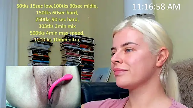 Snapshot of queenofthenighttt chatting on November 28, 10:18 am queenofthenighttt online show from November 28, 10:18 am