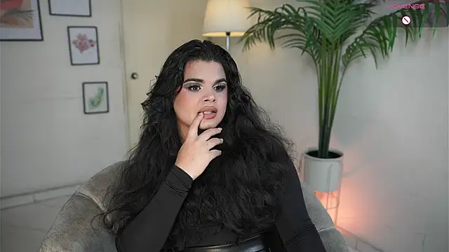 artechloe online show from September 17, 10:11 pm