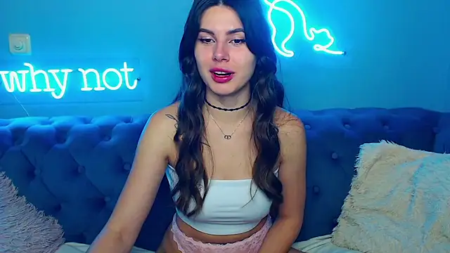 ViollinaLove online show from November 10, 5:39 am