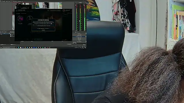 Snapshot of AaliyahHarris chatting on January 27, 6:52 pm AaliyahHarris online show from January 27, 6:52 pm