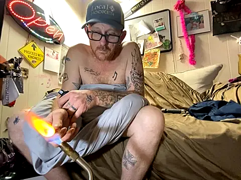 CLoSpunkmeyer69 online show from October 18, 8:59 am