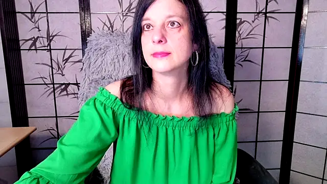  Sweetlonglips  online show from June 7, 8:18 am