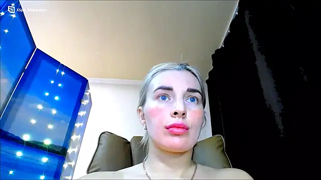 Snapshot of miaa_sunn chatting on January 19, 11:32 pm miaa sunn online show from January 19, 11:32 pm