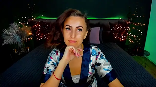 Rebecca Diamond online show from September 17, 5:42 am