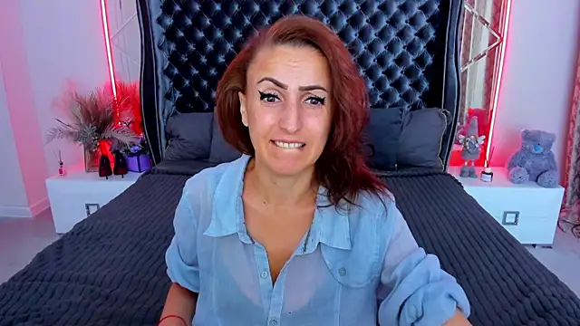 Snapshot of Rebecca_Diamond chatting on June 23, 5:49 am Rebecca Diamond online show from June 23, 5:49 am