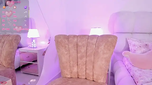 Snapshot of zoemina_xd chatting on December 22, 1:30 pm zoemina xd online show from December 22, 1:30 pm