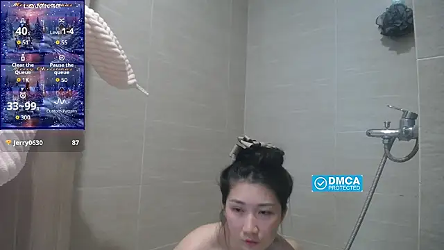 Snapshot of Asiagirll chatting on October 15, 4:34 am Asiagirll online show from October 15, 4:34 am