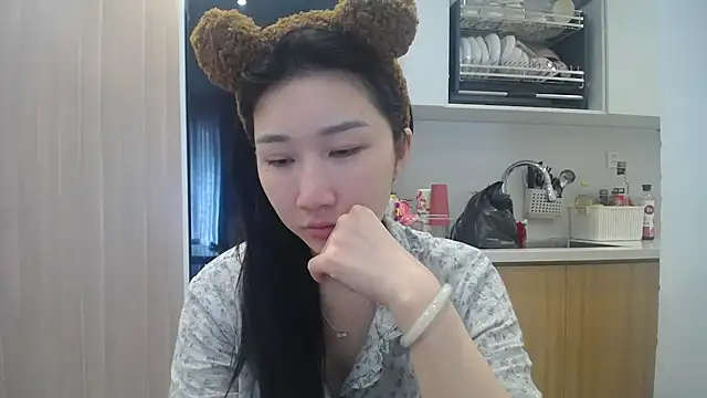 Asiagirll online show from July 7, 3:31 am