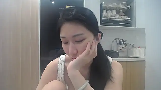 Asiagirll online show from July 25, 3:20 pm