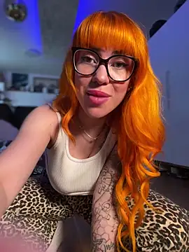 Snapshot of Pia_July_ chatting on January 15, 12:15 pm Pia July  online show from January 15, 12:15 pm