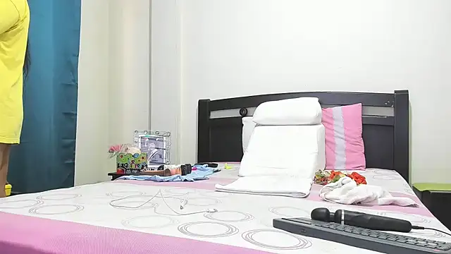 Snapshot of mara2020_69 chatting on September 23, 2:53 pm mara2020 69 online show from September 23, 2:53 pm