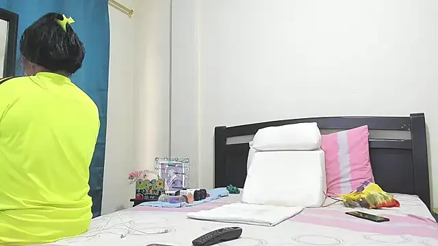 Snapshot of mara2020_69 chatting on September 26, 3:05 pm mara2020 69 online show from September 26, 3:05 pm