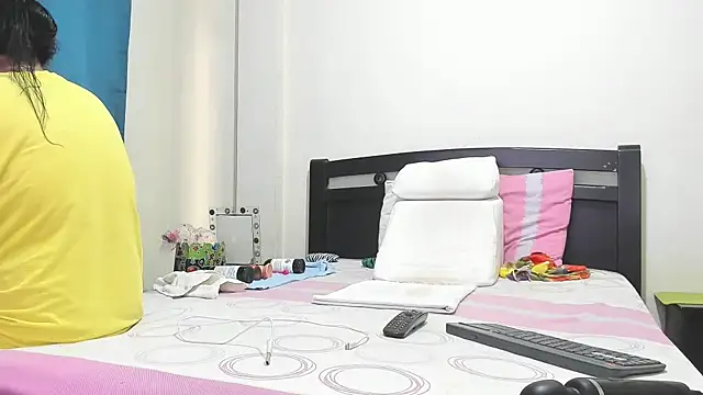 Snapshot of mara2020_69 chatting on October 8, 2:14 pm mara2020 69 online show from October 8, 2:14 pm