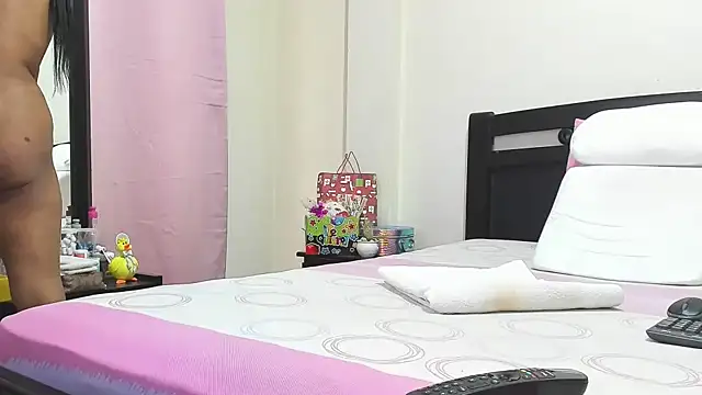 Snapshot of mara2020_69 chatting on February 18, 12:34 pm mara2020 69 online show from February 18, 12:34 pm