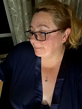 Iceprincess2bad4u online show from February 8, 5:38 pm