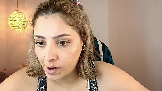 YummyAnna  online show from June 10, 8:19 pm