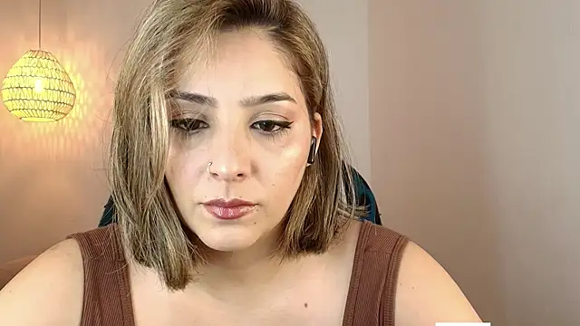 YummyAnna  online show from June 12, 7:57 pm