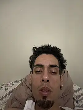 Rosecock69 online show from May 2, 3:33 am