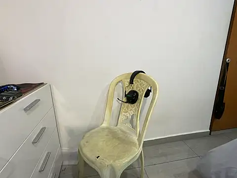 Max TheHorseDick online show from May 1, 11:09 pm