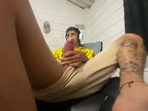 Max TheHorseDick online show from July 9, 1:53 am