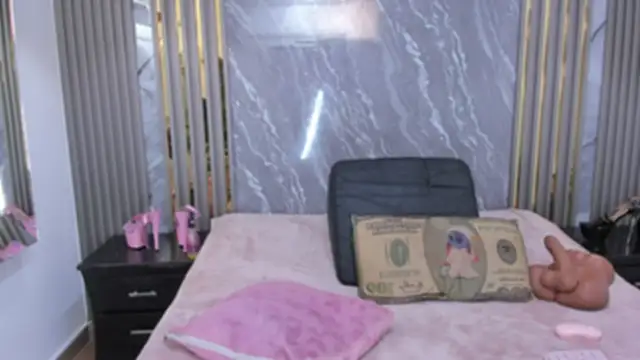 Snapshot of Nyakimgold chatting on September 26, 12:31 pm Nyakimgold online show from September 26, 12:31 pm