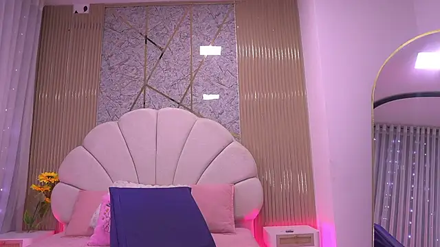 mssburbuja online show from July 28, 3:13 am