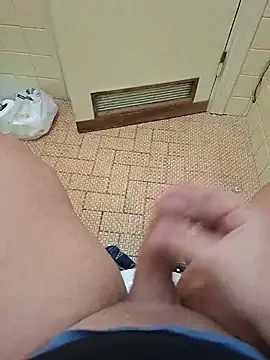 Snapshot of Frossi94 chatting on November 17, 12:33 pm Frossi94 online show from November 17, 12:33 pm