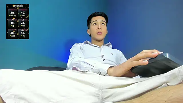 Snapshot of tom_Howard chatting on December 21, 2:15 pm tom Howard online show from December 21, 2:15 pm