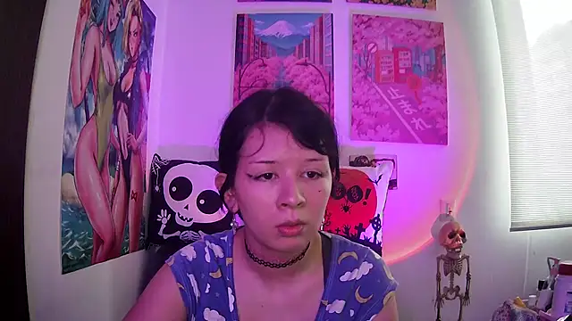 Haru Queenn online show from October 5, 9:02 pm