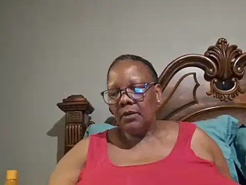 Snapshot of SEXYBOOBSNASS chatting on December 20, 8:12 pm SEXYBOOBSNASS online show from December 20, 8:12 pm