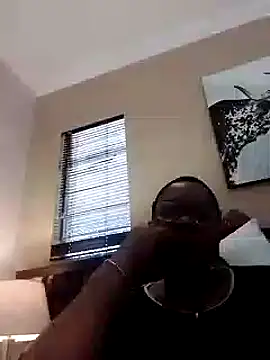 Snapshot of SEXYBOOBSNASS chatting on September 17, 8:27 am SEXYBOOBSNASS online show from September 17, 8:27 am