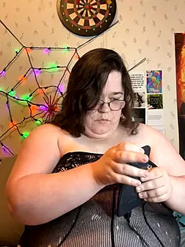 Snapshot of SexyxLexie chatting on October 30, 1:12 pm SexyxLexie online show from October 30, 1:12 pm