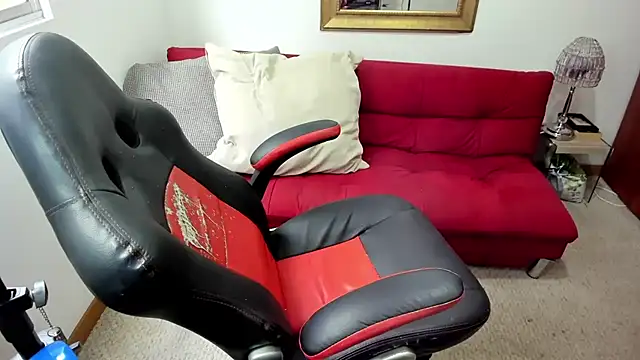 NicolettColin online show from March 12, 7:38 pm