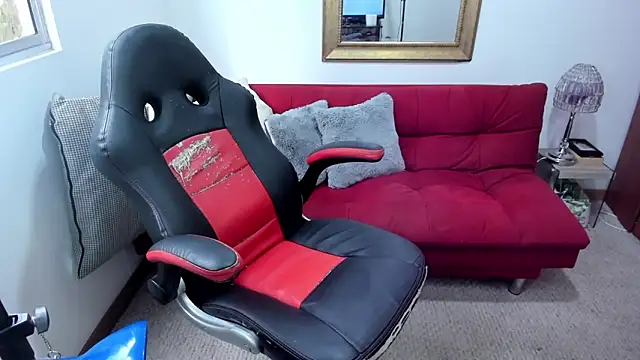 NicolettColin online show from March 18, 7:31 pm