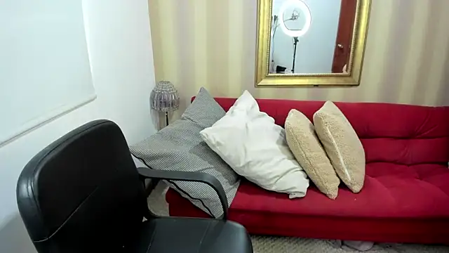 NicolettColin online show from November 23, 5:13 pm