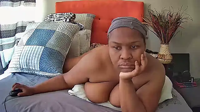 missboobsxx online show from December 13, 5:38 am